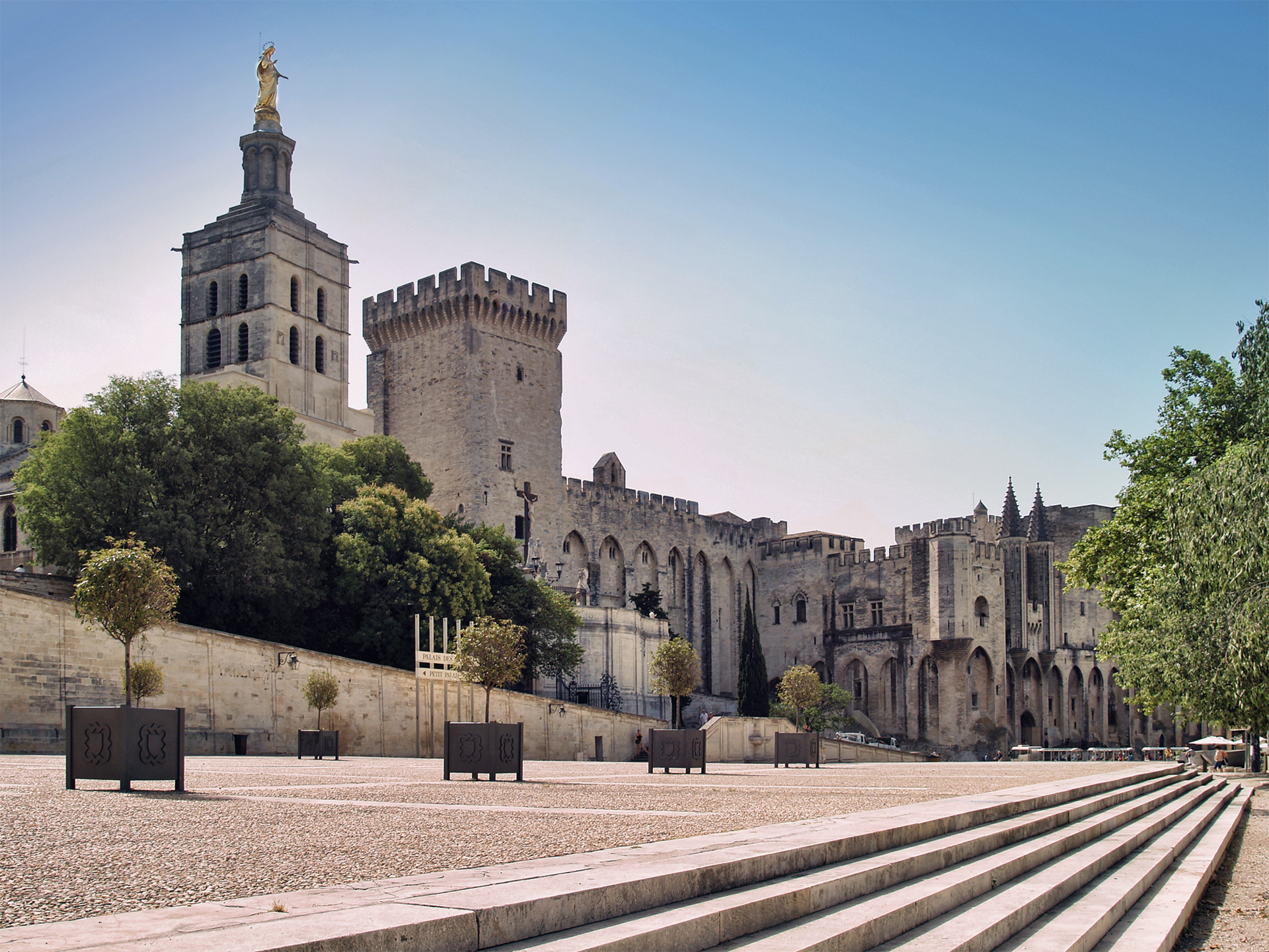 The Papal Palace in Avignon (Source: iStock.com/Bunyos) The Papal Palace in Avignon (Source: iStock.com/Bunyos)