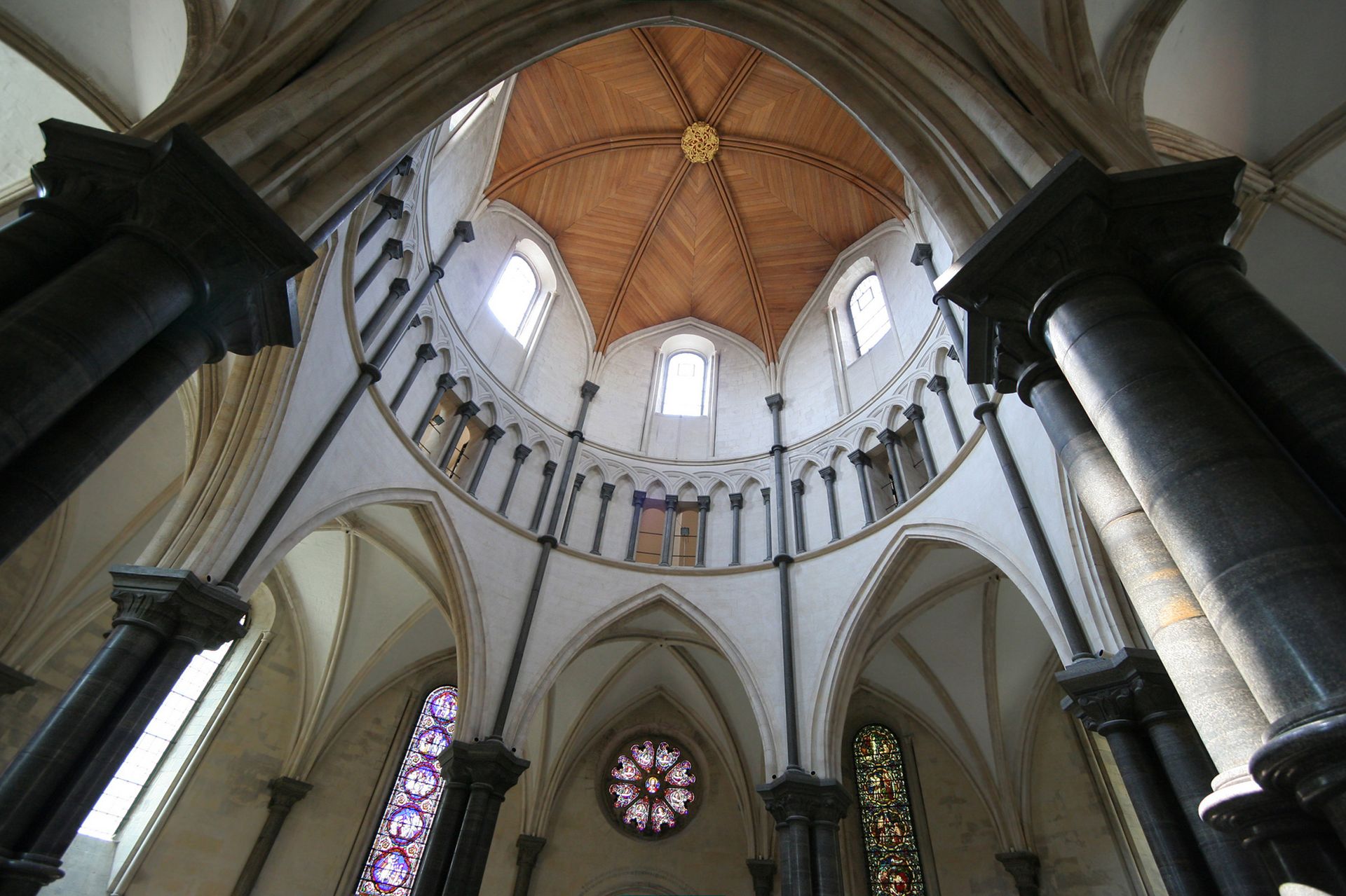 Temple Church in London. (Quelle: iStock/peterspiro) Temple Church in London. (Source: iStock/naumoid)